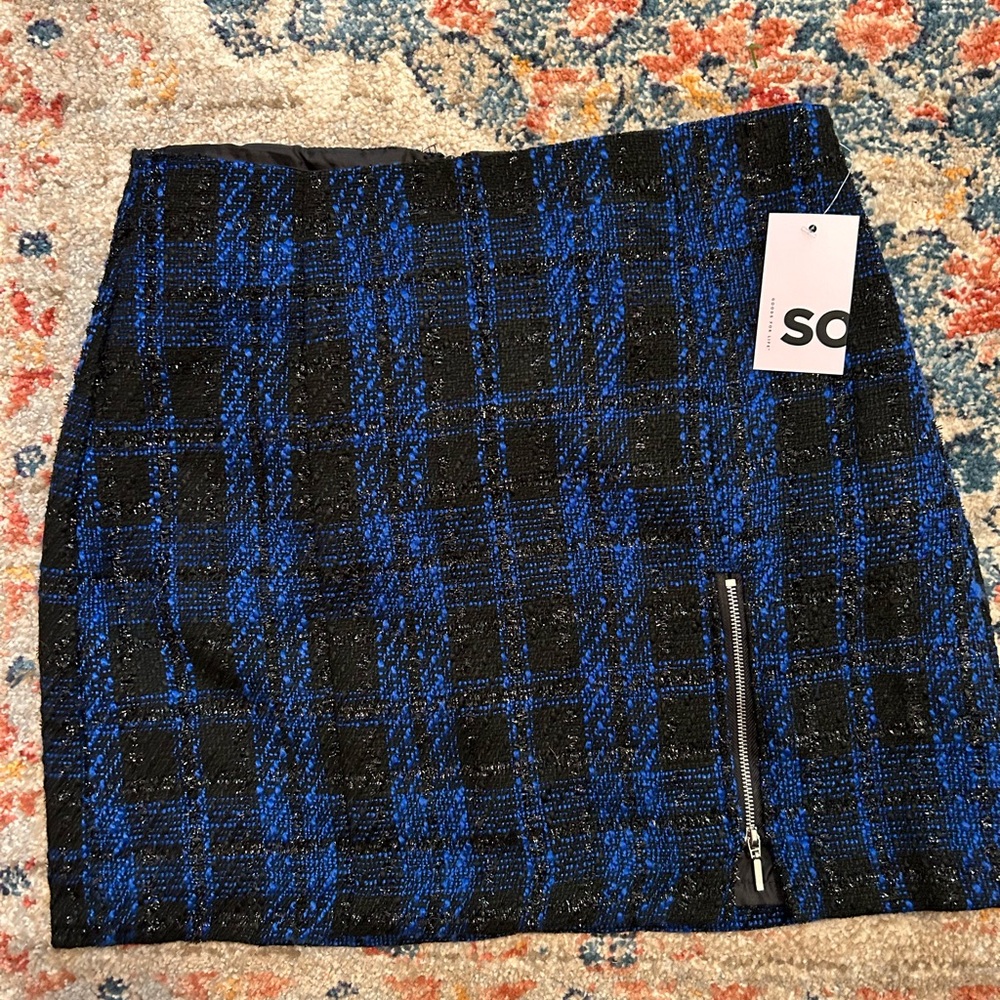Juniors blue/black tweed mini skirt